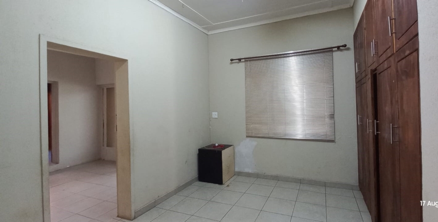 4 Bedroom Property for Sale in Songloed North West